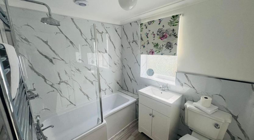 Photo of 2 Bed in Mumbles