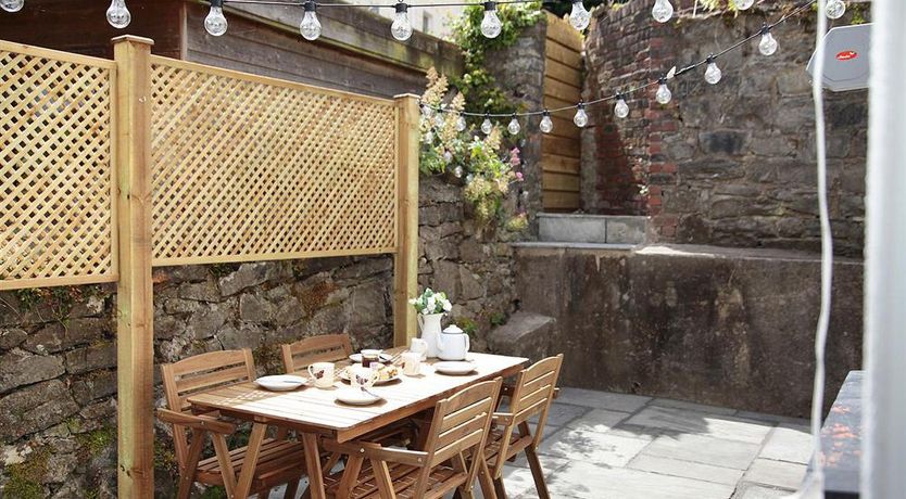 Photo of 2 Bed in Mumbles