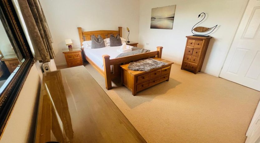Photo of 2 Bed in Mumbles