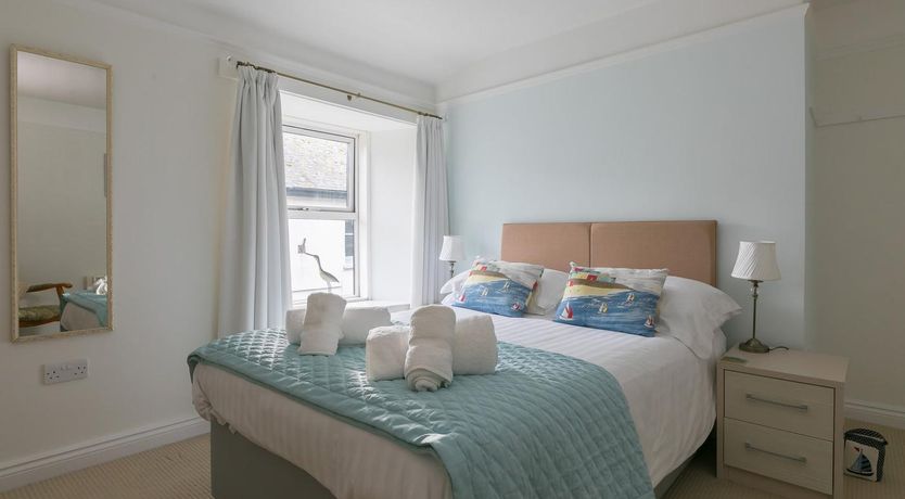 Photo of 3 Bed in Marazion
