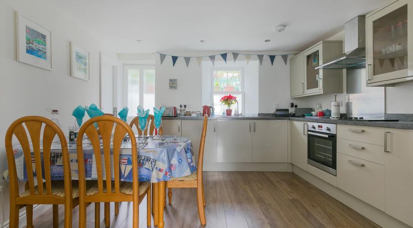 Photo of 3 Bed in Marazion