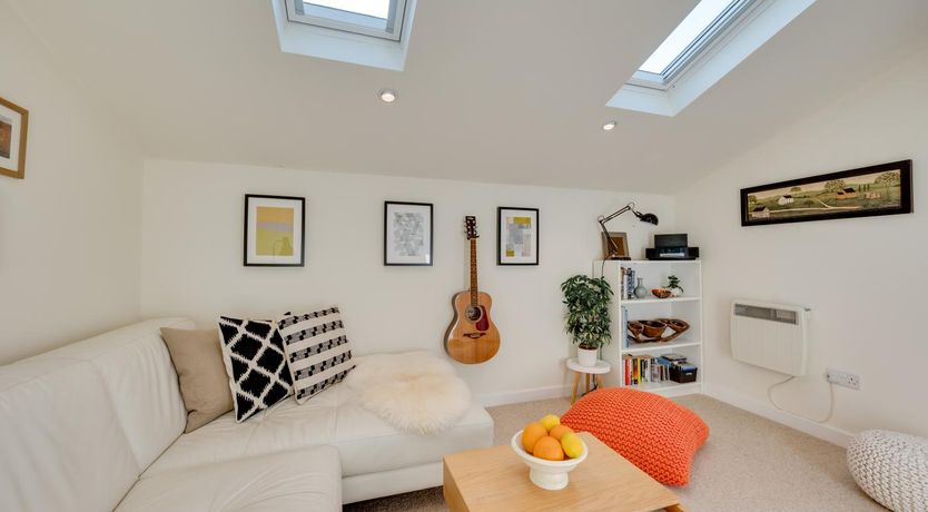 Photo of 1 Bed in Trimley St. Martin, nr Felixstowe