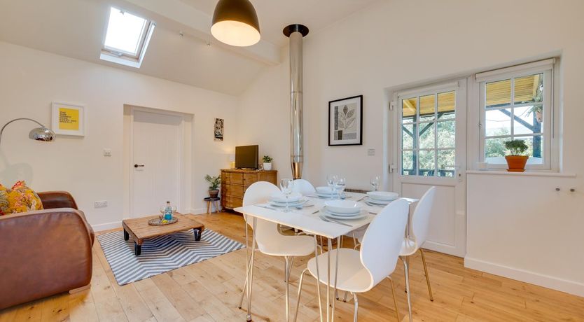 Photo of 1 Bed in Trimley St. Martin, nr Felixstowe