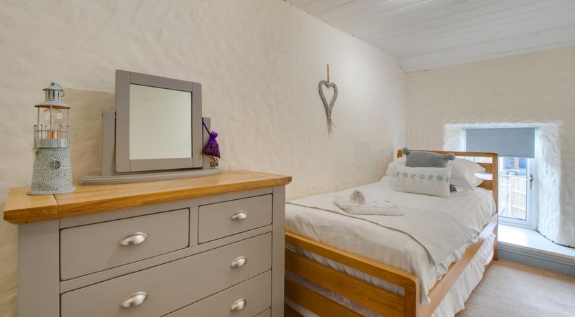 Photo of 2 Bed in Llanmadoc