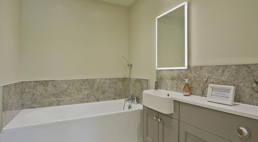 Photo of 7 Bed in Barsham