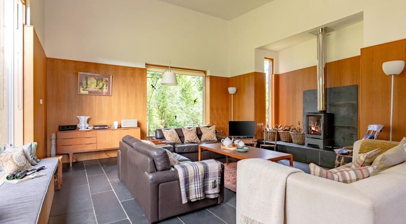 Photo of 3 Bed in Bramfield