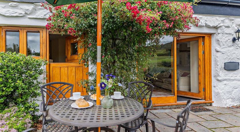 Photo of 3 Bed in Llanrwst