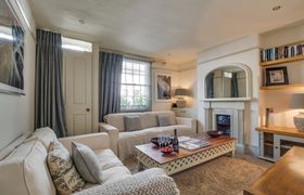 Photo of 2-bed-in-canterbury
