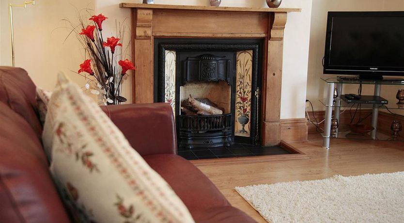 Photo of 2 Bed in Mumbles