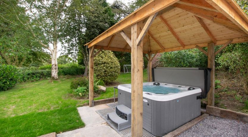 Photo of 4 Bed in Ruthin