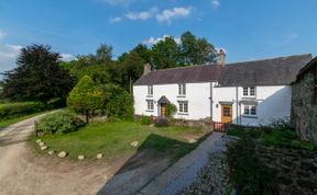Photo of 4 Bed in Ruthin