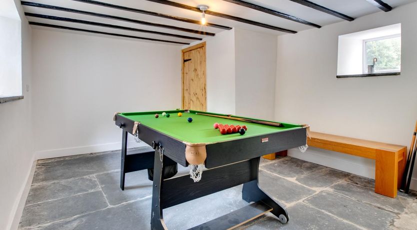 Photo of 4 Bed in Ruthin