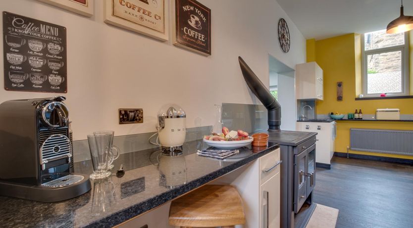 Photo of 4 Bed in Ruswarp