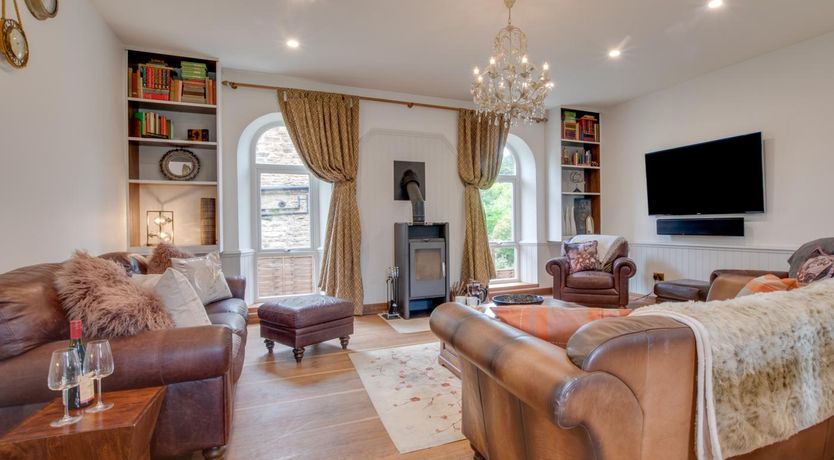 Photo of 4 Bed in Ruswarp