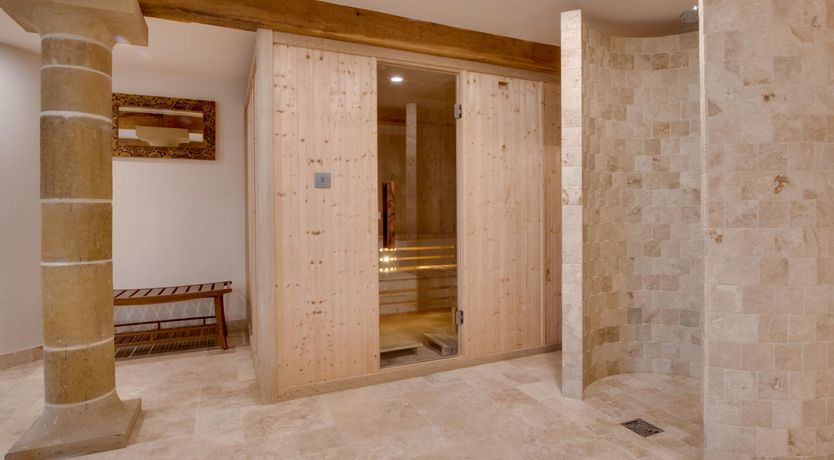 Photo of 4 Bed in Ruswarp