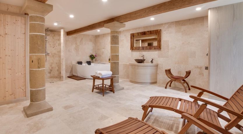 Photo of 4 Bed in Ruswarp