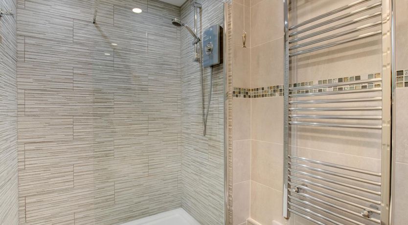 Photo of 1 Bed in Limeslade