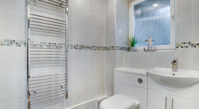 Photo of 1 Bed in Limeslade