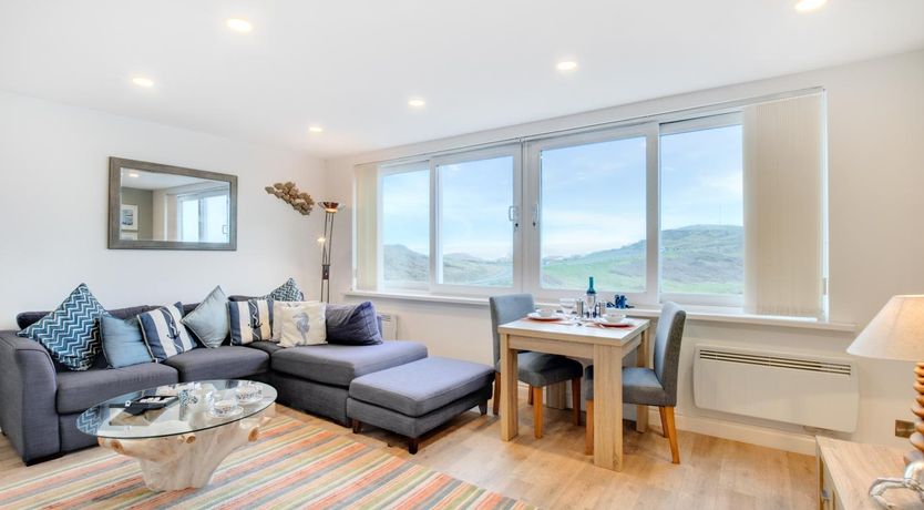 Photo of 1 Bed in Limeslade