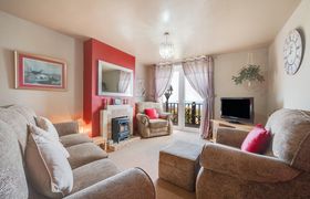 Photo of 4-bed-in-port-mulgrave