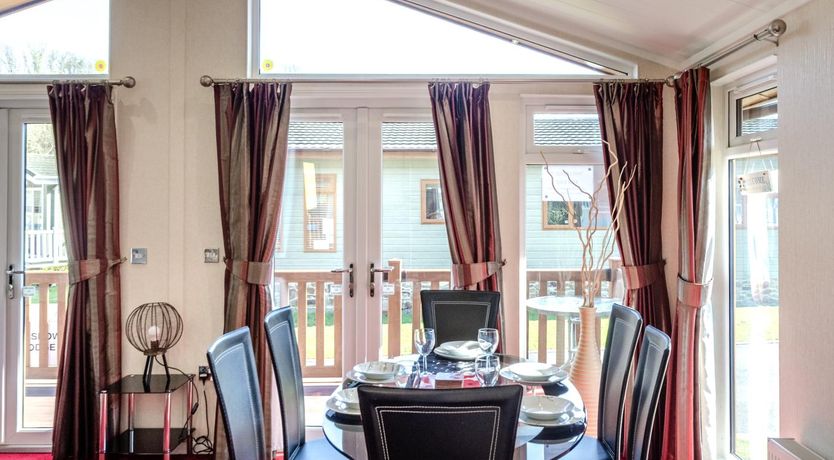 Photo of 2 Bed in Stepaside