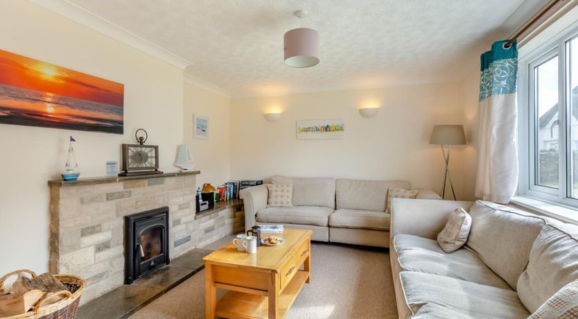 Photo of 3 Bed in Axmouth, Near Seaton