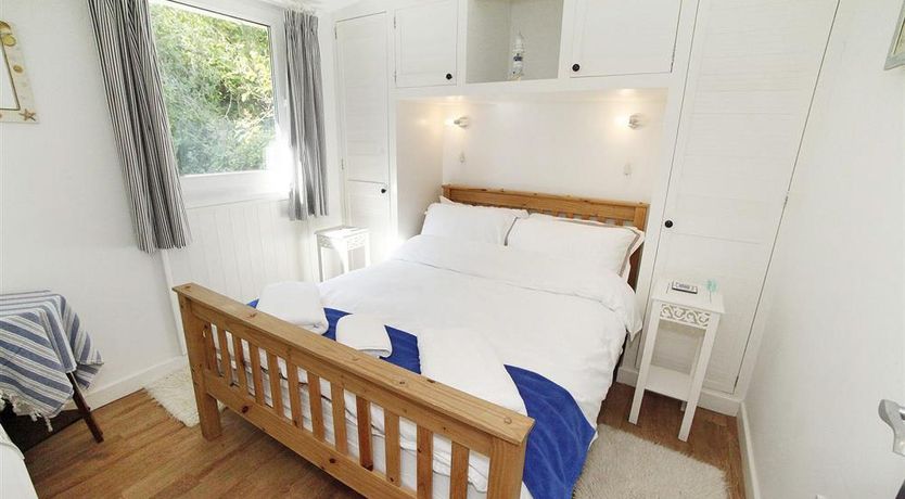 Photo of 1 Bed in Caswell Bay