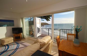 1 Bed in Caswell Holiday Home