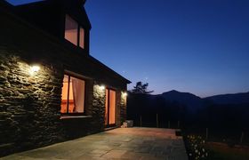 Photo of 4-bed-in-ffestiniog