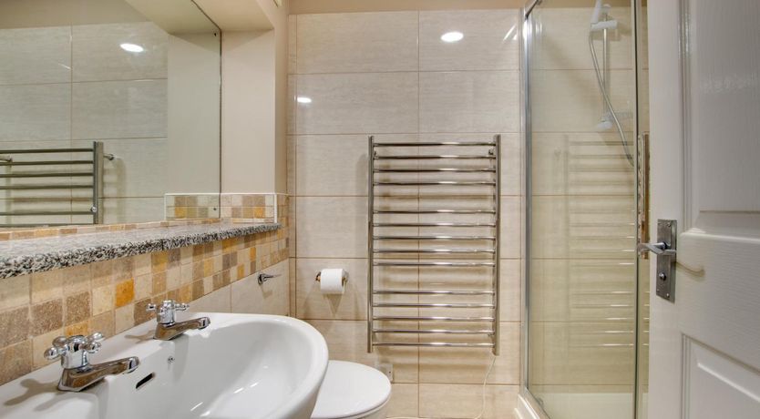 Photo of 2 Bed in St. Levan