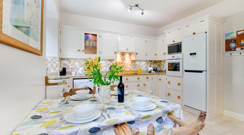 Photo of 2 Bed in St. Levan
