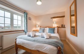 Photo of 3-bed-in-brinton