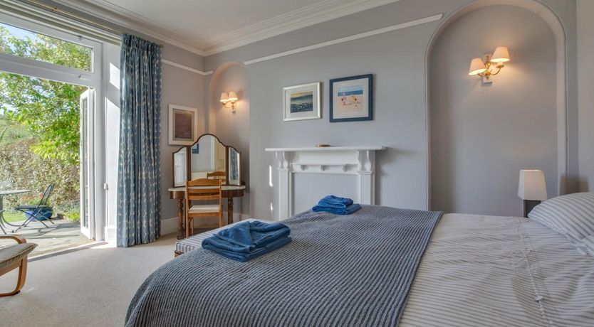 Photo of 3 Bed in St. Levan