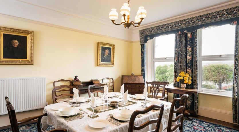 Photo of 7 Bed in Colyton