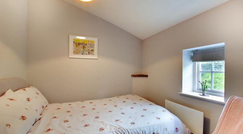 Photo of 2 Bed in Low Row