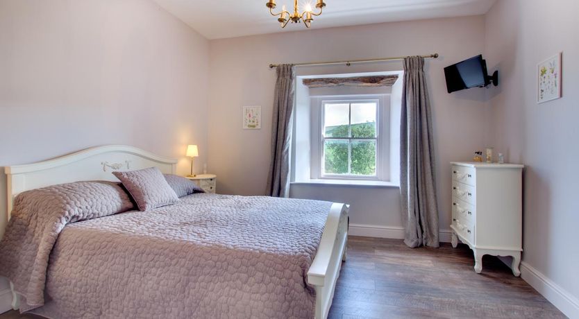 Photo of 2 Bed in Low Row
