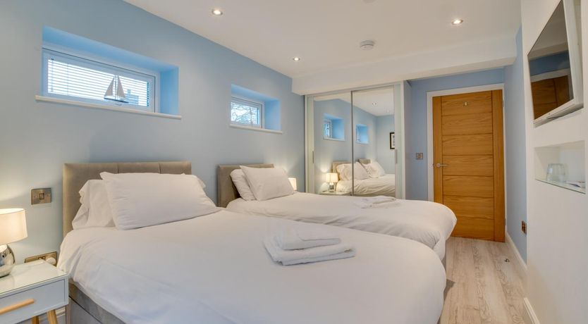 Photo of 2 Bed in Langland