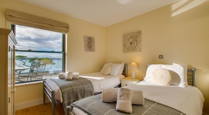 Photo of 2 Bed in Torquay