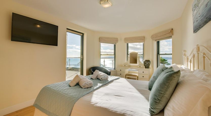 Photo of 2 Bed in Torquay