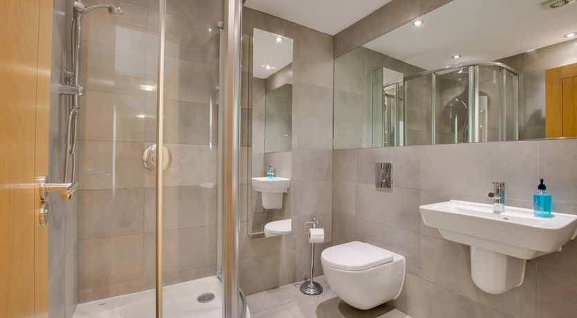 Photo of 2 Bed in Torquay