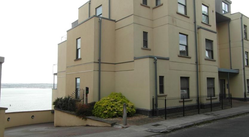 Photo of 2 Bed in Torquay