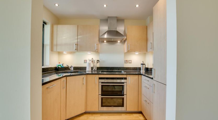 Photo of 2 Bed in Torquay