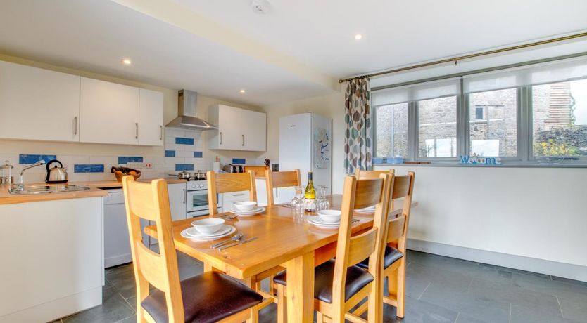 Photo of 3 Bed in Totnes