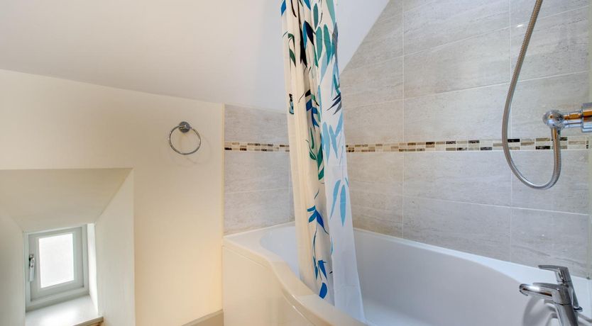 Photo of 3 Bed in Totnes