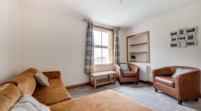 Photo of 3 Bed in Sandsend