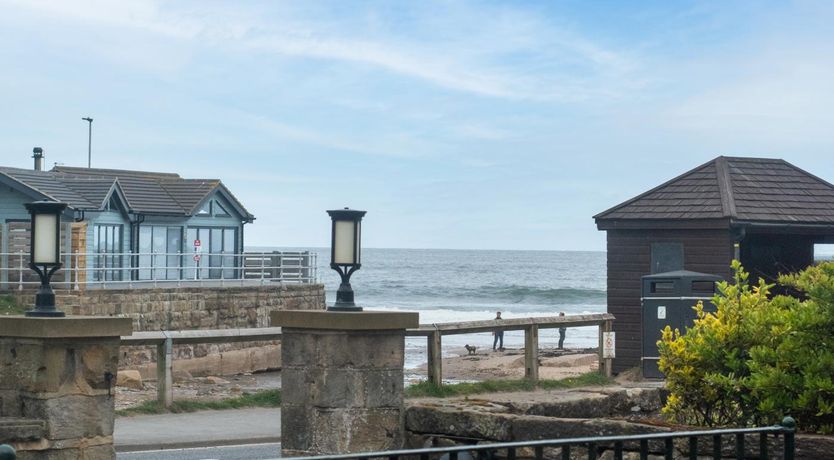 Photo of 3 Bed in Sandsend
