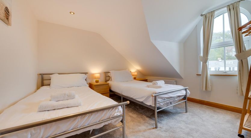 Photo of 3 Bed in Sandsend
