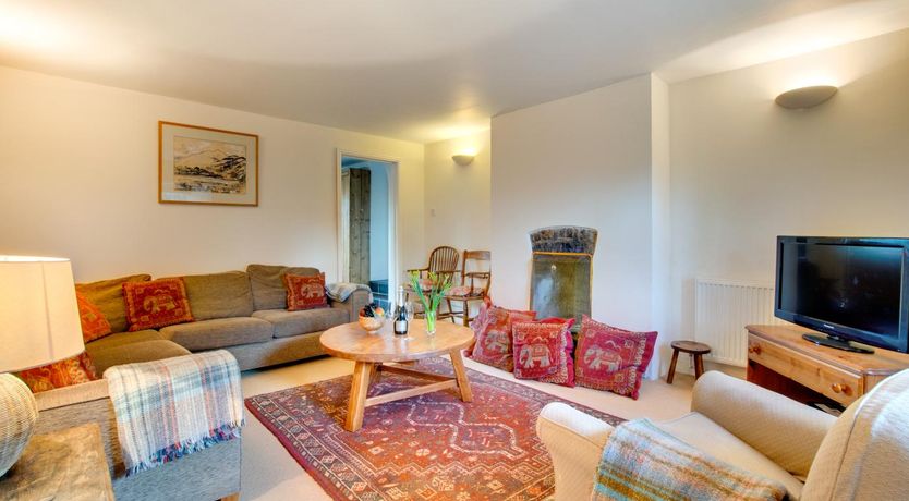 Photo of 4 Bed in St. Issey