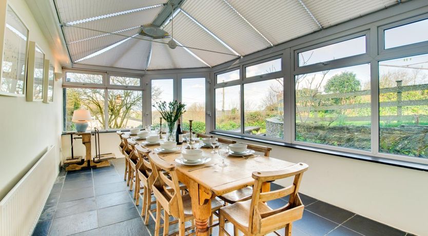 Photo of 4 Bed in St. Issey
