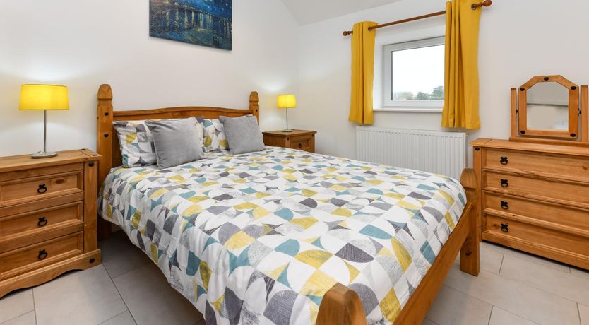 Photo of 2 Bed in Bwlchtocyn